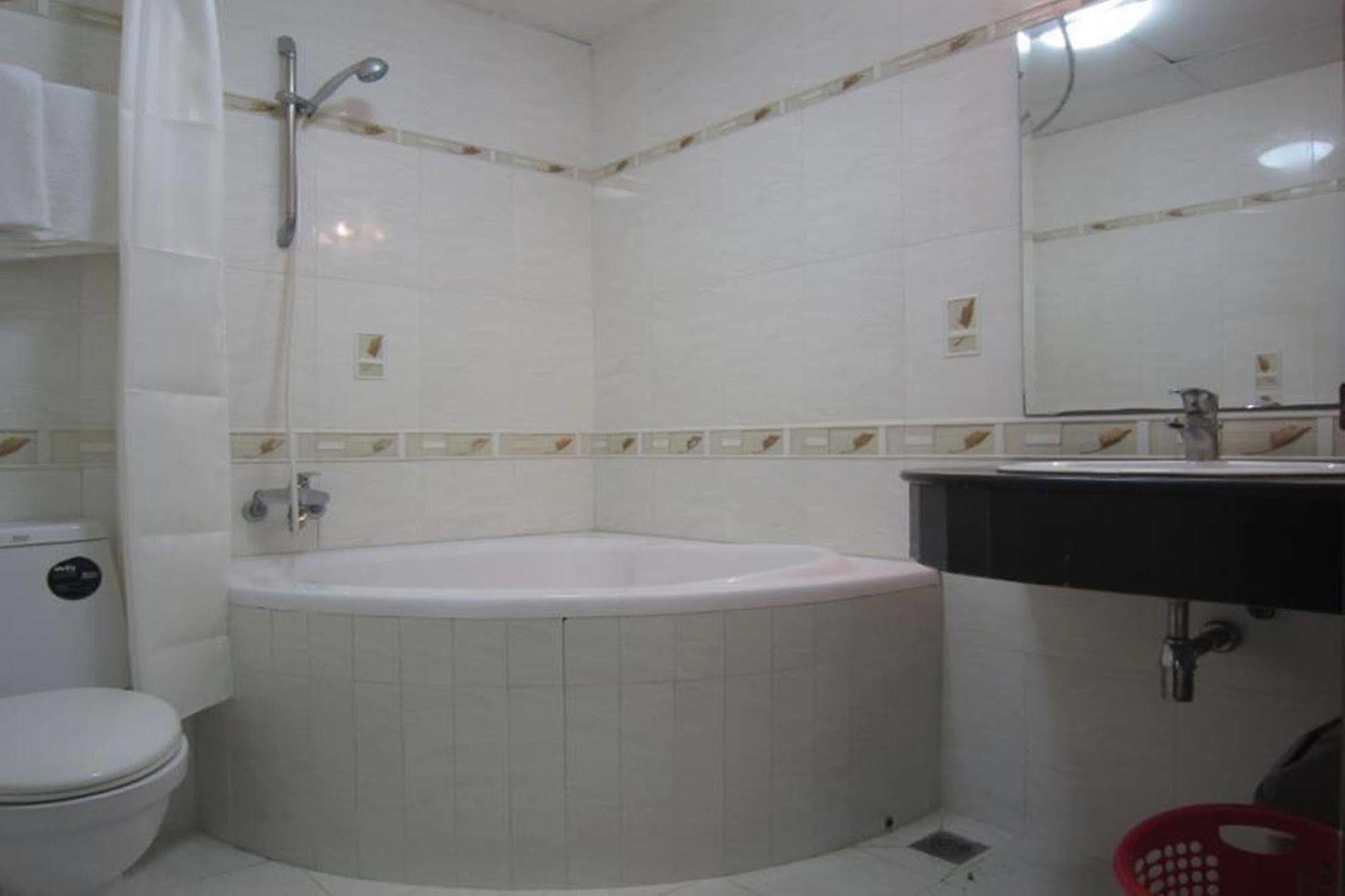 Quy Thanh Hotel Ho Chi Minh-byen Eksteriør bilde